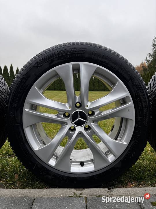 Felgi z oponami zimowymi Mercedes 17