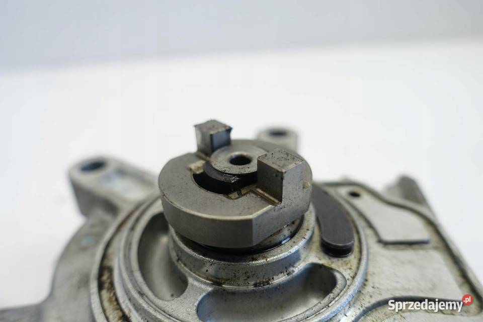 POMPA VACUM Mazda 2 III 15 16V wakum PE018G00 Chełm sprzedam