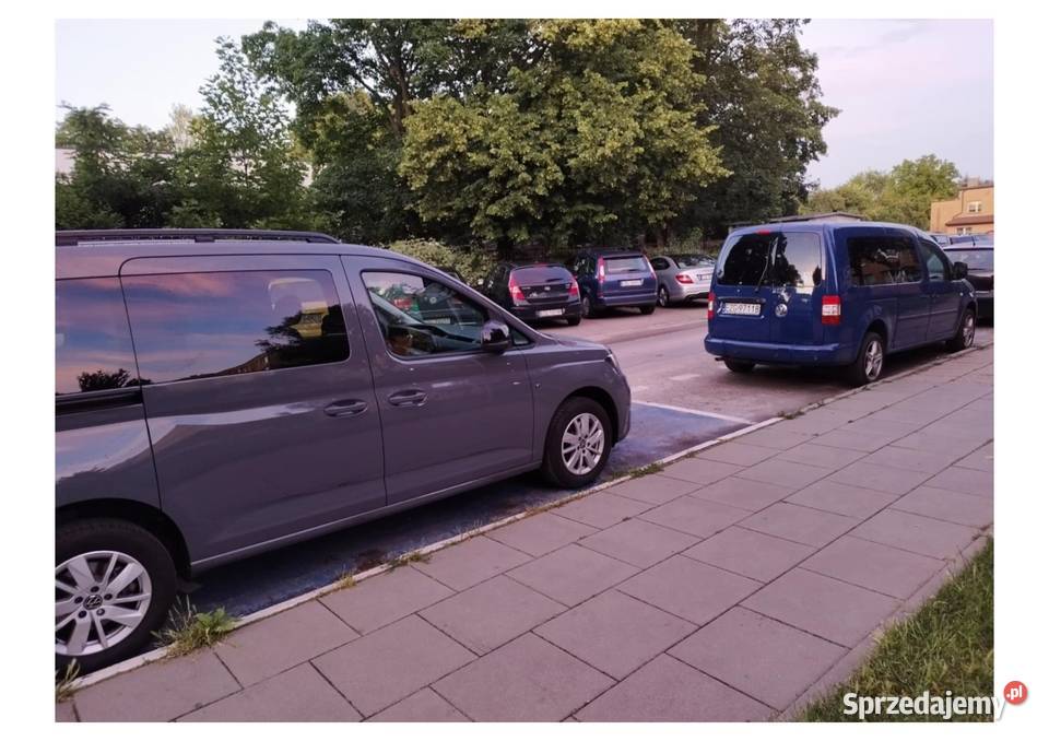 VW Caddy POJAZD DO PRZEWOZU OSOBY Zgierz