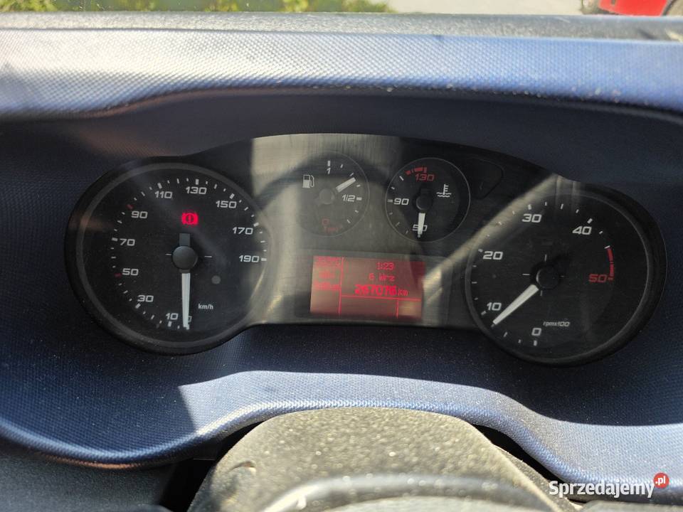 Autolaweta Iveco 35s18 nieuszkodzony Starachowice