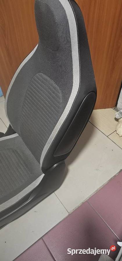 Fotel lewy Renault Twingo III lubelskie Chełm