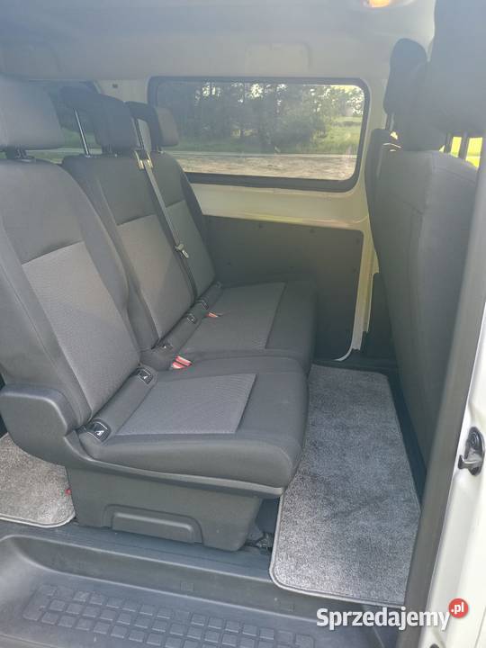 Opel Vivaro wersja long 9 osób VAT 23 Głodno