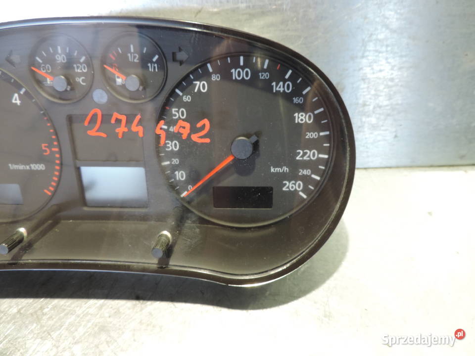 LICZNIK ZEGAR AUDI A3 8L 19 TDI 8L0920900E osobowe Nowy Sącz