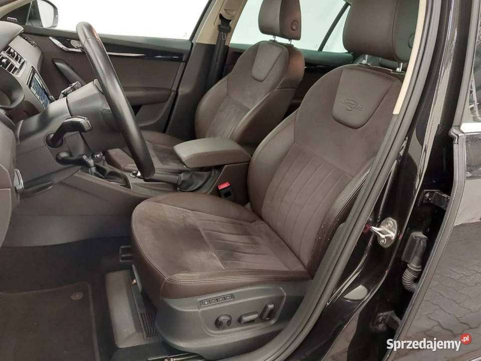 koda Octavia Laurin Klement Ledy 4X4 DSG ASO serwisowany w ASO Gdynia