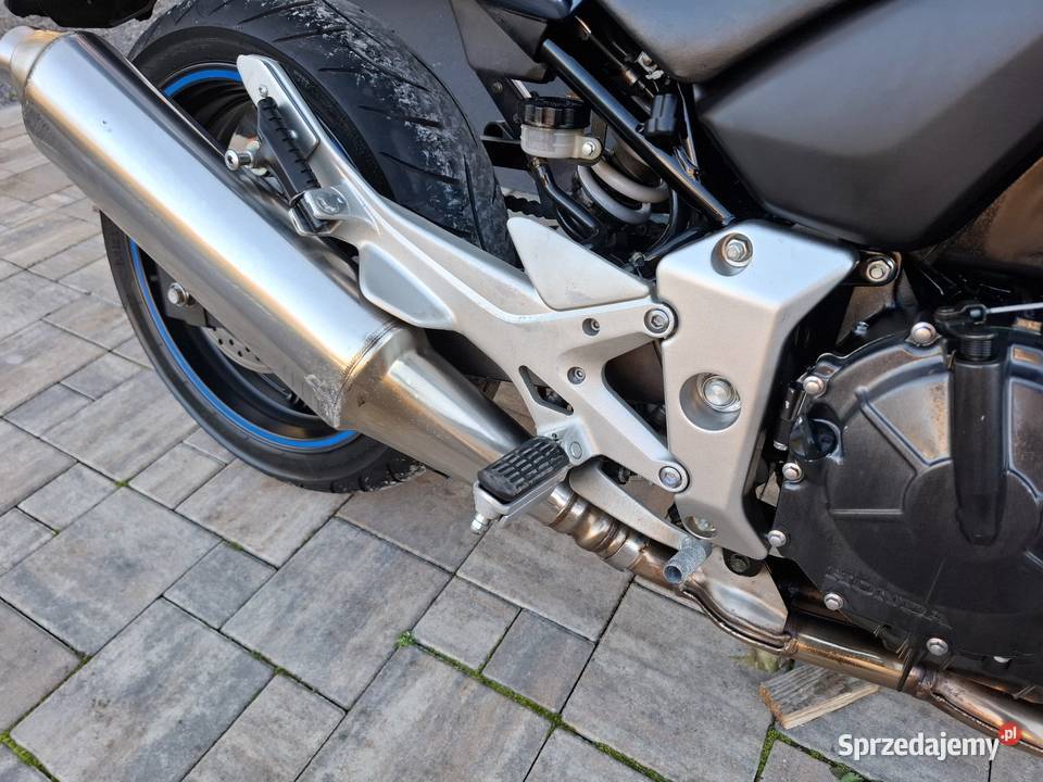 Honda cbf 600Honda cbf 600 Abs 2005 przebieg 22 Rok produkcji 2005 Chobrzany