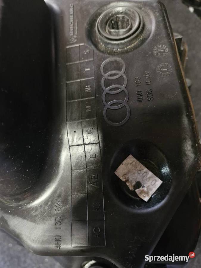 Obudowa Filtra Powietrza Prawa Audi A8 D4 30 Tdi