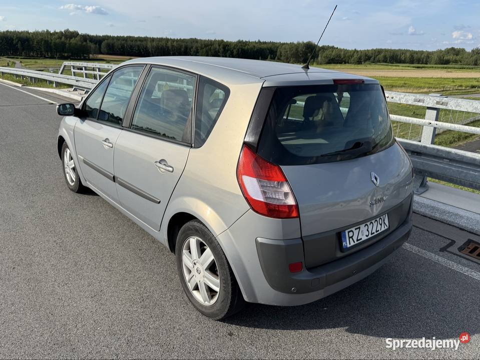 Renault Scenic II 2004 20 blpg Kamień