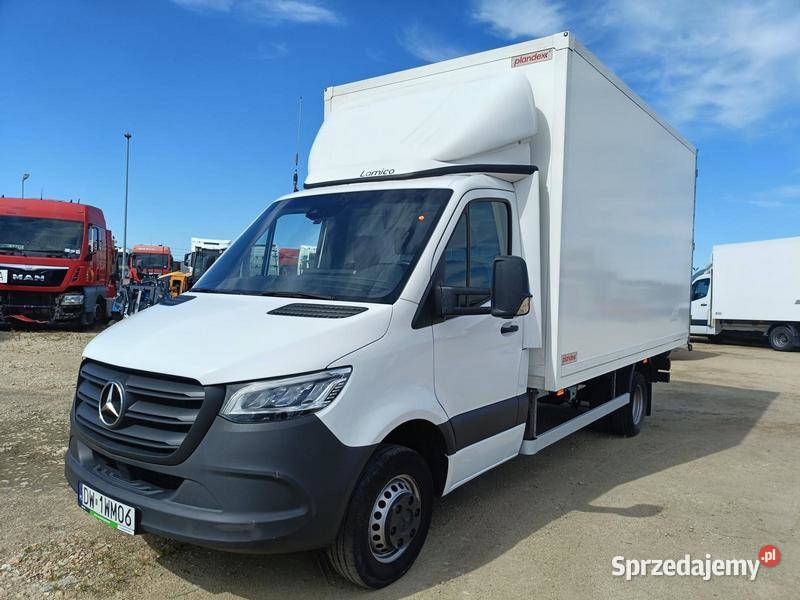 MERCEDESBENZ SPRINTER 517 CDI 2023 195000 ccm 1950cm3 Warszawa