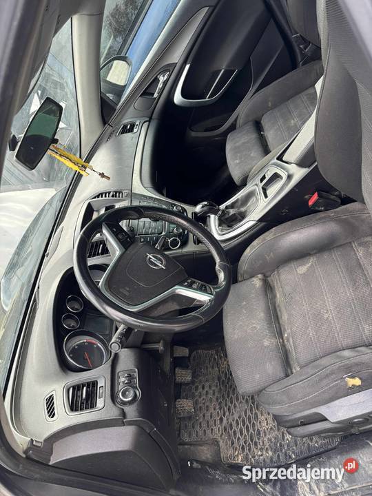 Opel Insygnia 20D 2009r maska zderzak na części małopolskie Nowy Targ