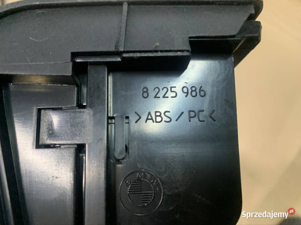 8225986 Popielniczka schowek tyl tylny bmw 3 e46 osobowe Szczecin