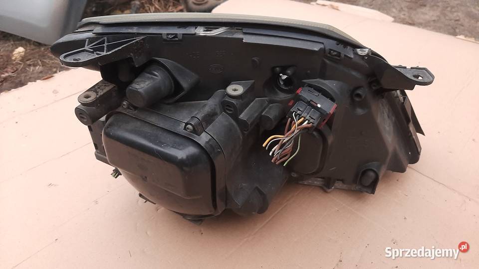 lampa przednia prawa lewa Opel vectra C signum dolnośląskie Korzeńsko sprzedam