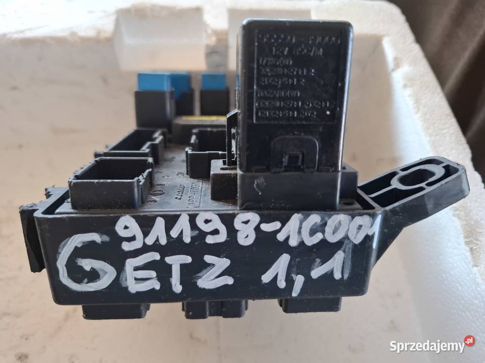 HYUNDAI GETZ skrzynka bezpieczników 911981c001 świętokrzyskie Kielce
