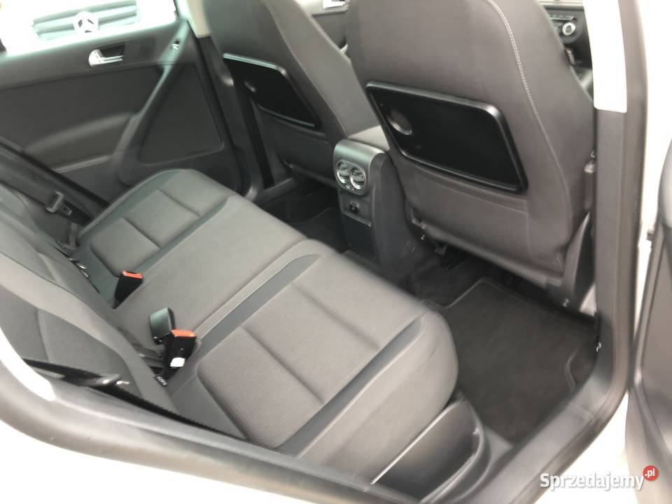 VW TIGUAN Sport 6 biegów 14 benzyna 150 relingi dachowe Lębork