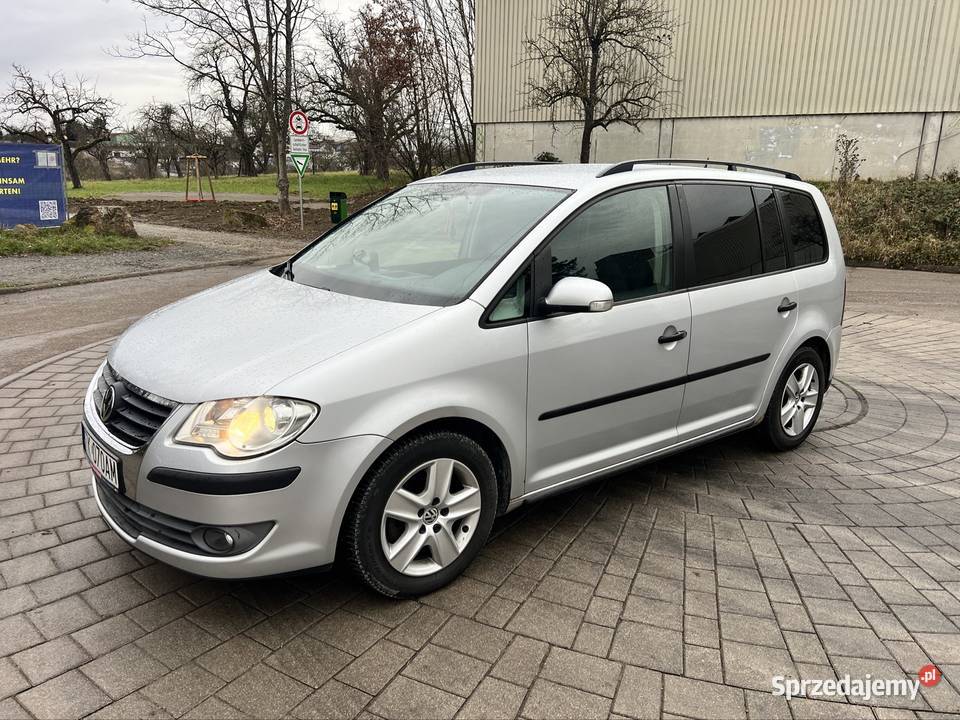 volkswagen touran 19 Tdi 2009r wspomaganie kierownicy Brzeziny