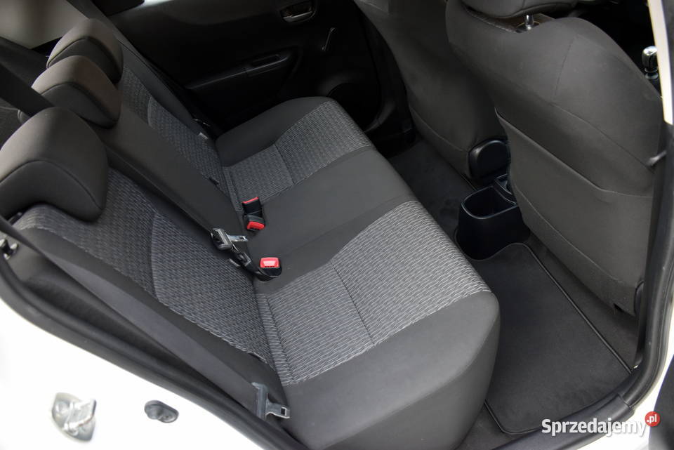 Toyota Yaris III SOL 14D4D 90 Uwaga 17700 czujnik zmierzchu Motoryzacja Zduńska Wola sprzedam
