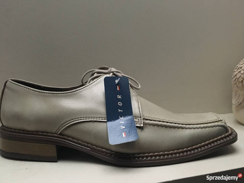 SPRZEDAM DUŻE ILOŚCI OBUWIA SKÓRZANEGO Myszków