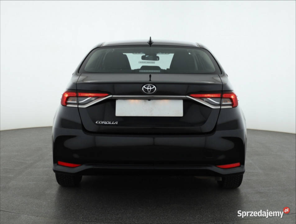 Toyota Corolla 15 VVTi asystent pasa ruchu Piaseczno
