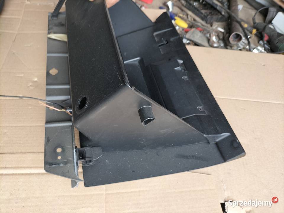 FORD MONDEO MK3 SCHOWEK PASAŻERA Schowki, półki