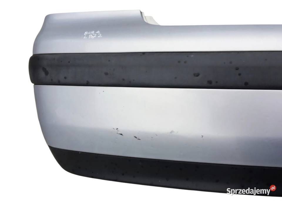 ZDERZAK TYŁ TYLNY VW BORA SEDAN LB7Z SREBRNY osobowe Zderzaki Działoszyce