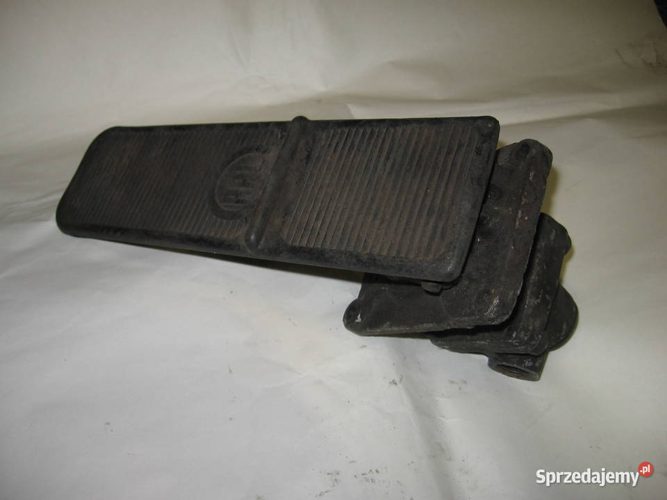 Autobus PRL pedał gazu PAL Jelcz Bałtyk Skoda sprzedam