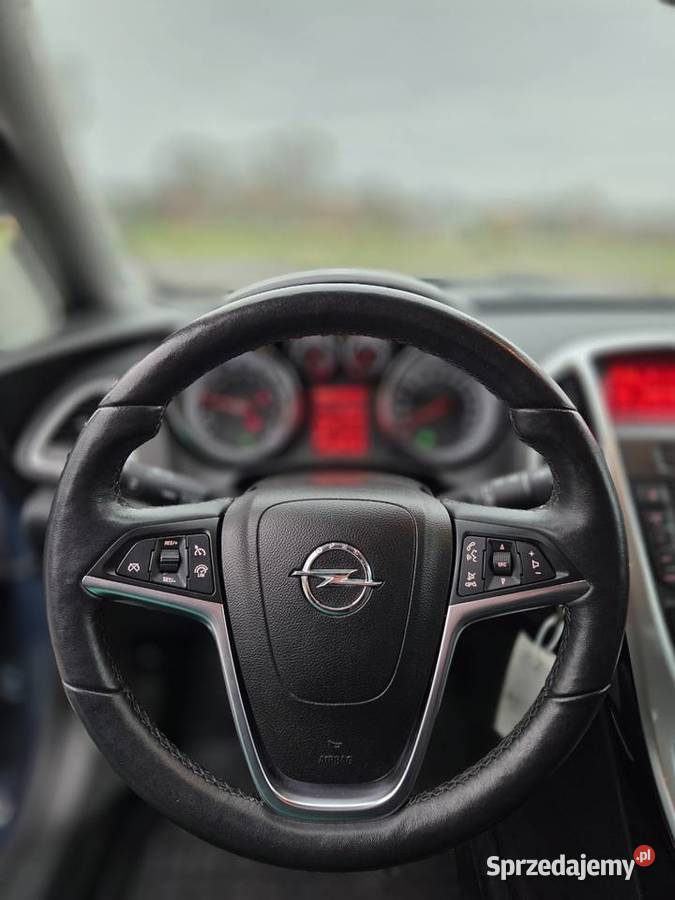 16 turbo18 grzana kierownicagrzane fotele radio Astra