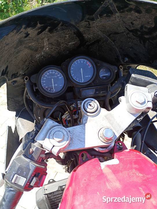 Yamaha FZR 600 cc pod swap na kata na części Sośno