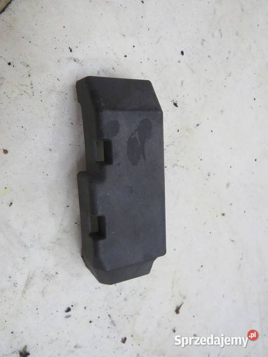 OSŁONA BEZPIECZNIKÓW ZAFIRA C 13302322