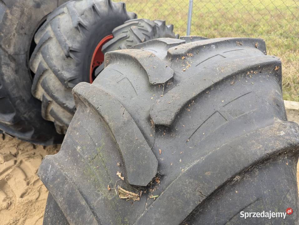 Opony 60065 R 34 dwie sztuki 50070 r24 14928 pomorskie Stężyca sprzedam