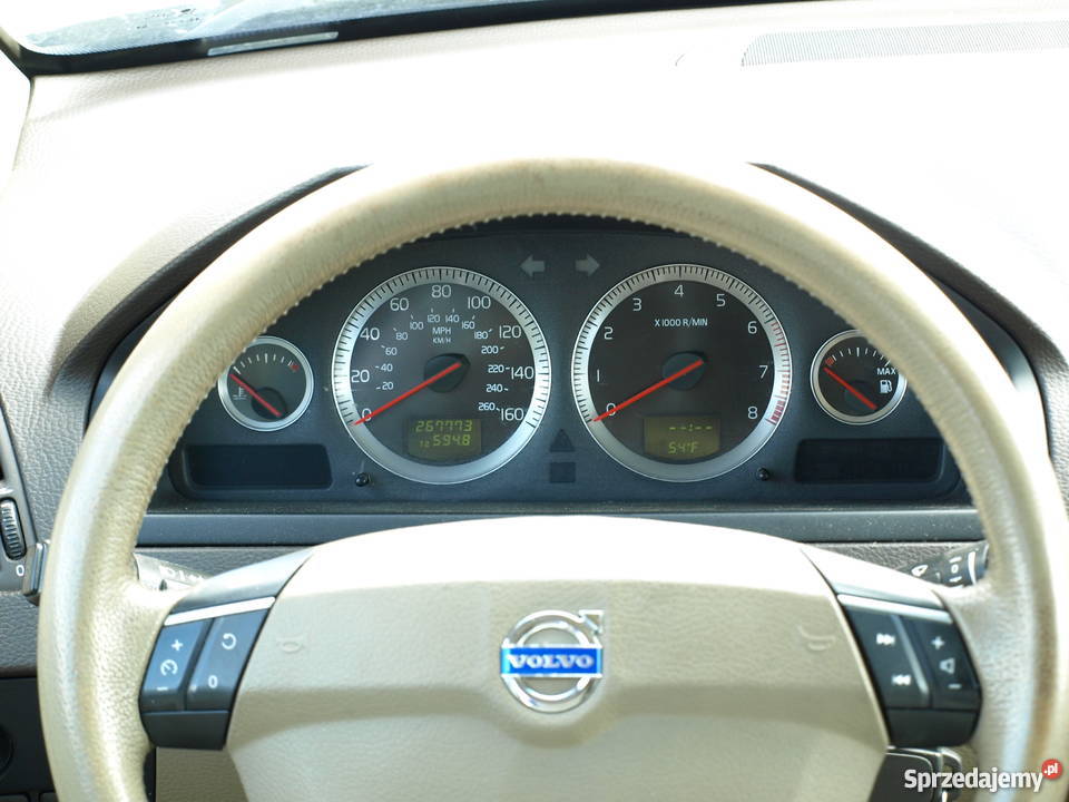 VOLVO XC90 44 8V 2007r Rok produkcji 2007 mazowieckie Siedlce