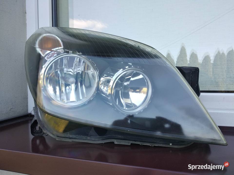 Opel Astra H lampy przednie reflektory prawy sprzedam