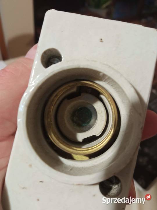 Gniazda porcelaanowe bezpiecznikowe 2 sztuki Maków Mazowiecki