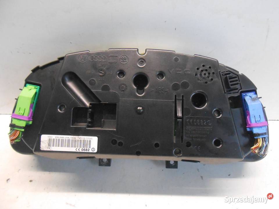LICZNIK VW PASSAT B5 LIFT 25 TDI 3B0920829A