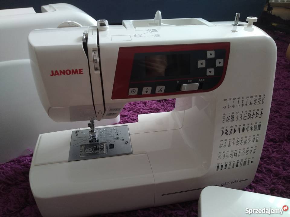 Maszyna do szycia JANOME QXL 605
