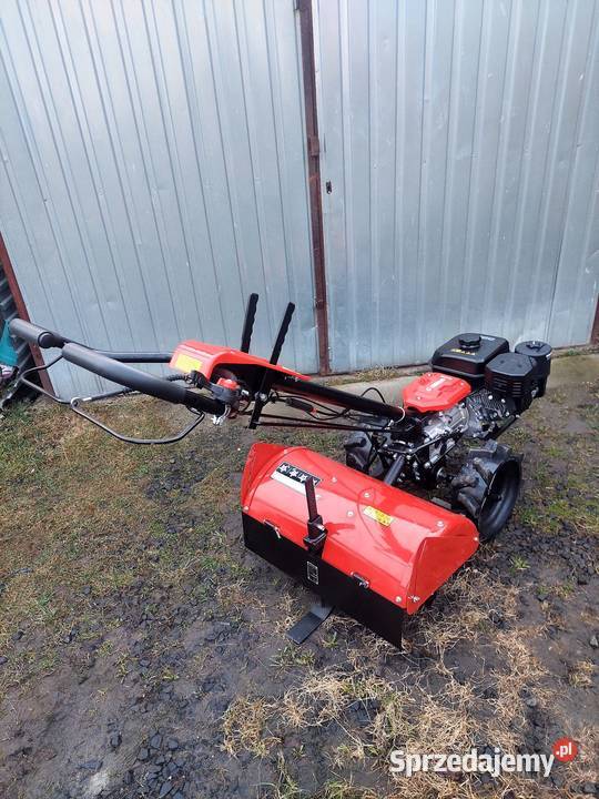 Glebogryzarka spalinowa z napędem wynajem Zgorzelec