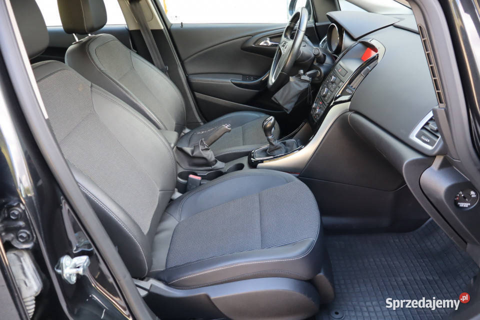 Opel Astra 14 T Zabrze