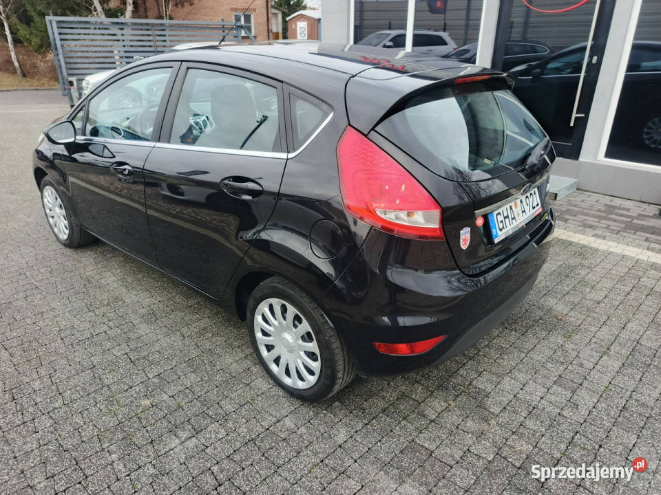 Ford Fiesta Ślicznotka Titanium mały przebieg Chełm