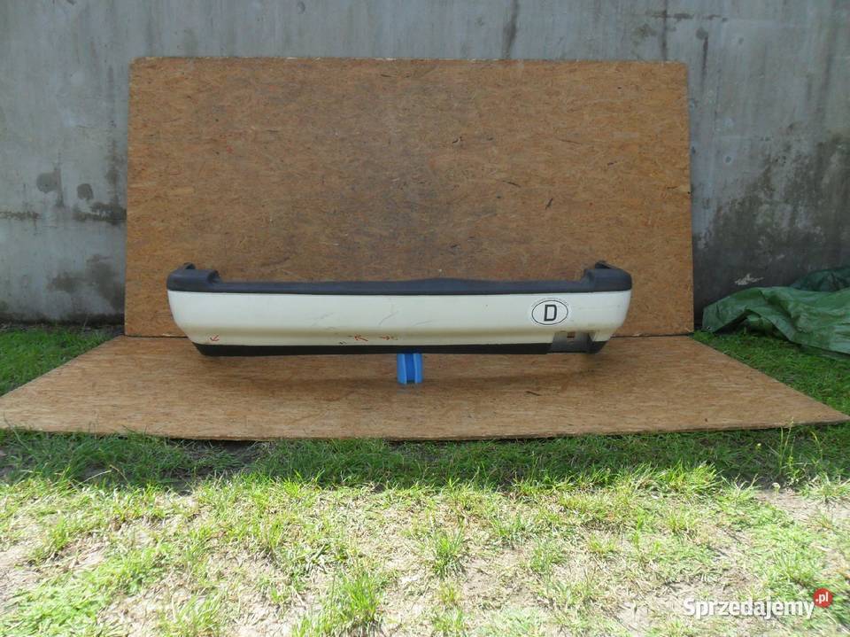 VW PASSAT B4 KOMBI ZDERZAK TYŁ TYLNY 3A9807431 osobowe Nowy Tomyśl