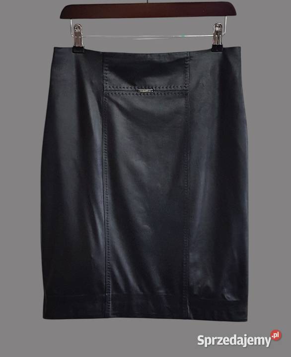 Damska spódnica klasyczna ołówkowa czarna JR 40L Spódnice i sukienki Moda i Styl