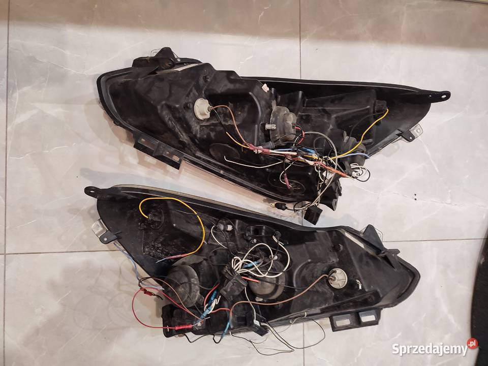 Lampy przednie opel corsa d