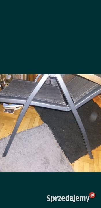 Rozkładany fotel słynnej skandynawskiej firmy Kępno