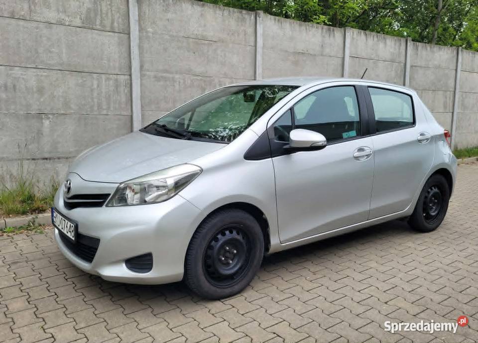 2011 Toyota Yaris III 133 VVTi 99 salon klima manualna sprzedam