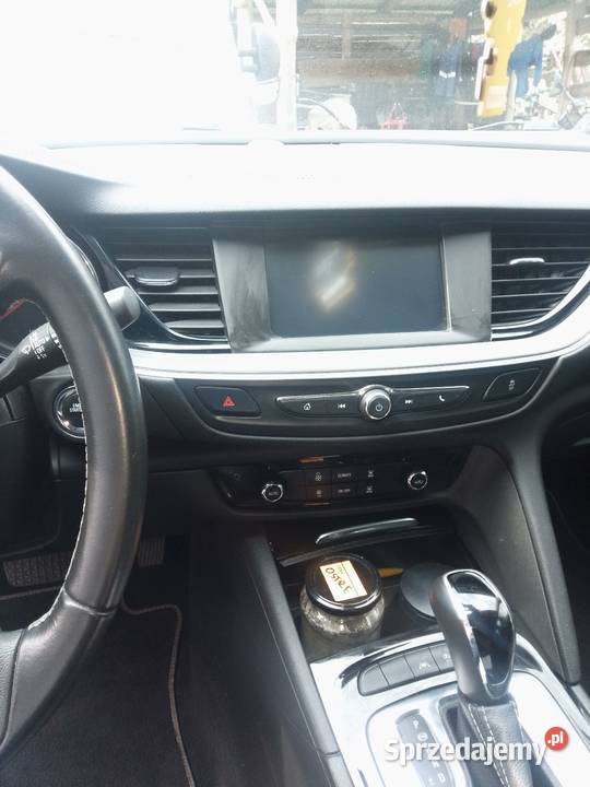 Sprzedam opla insignie skórzana tapicerka Zduńska Wola