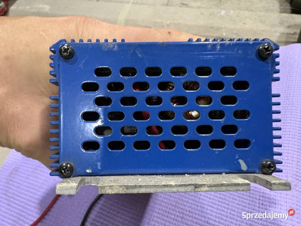 Przetwornica napięcia 40130 VDC 138 VDC 25012V Topolów