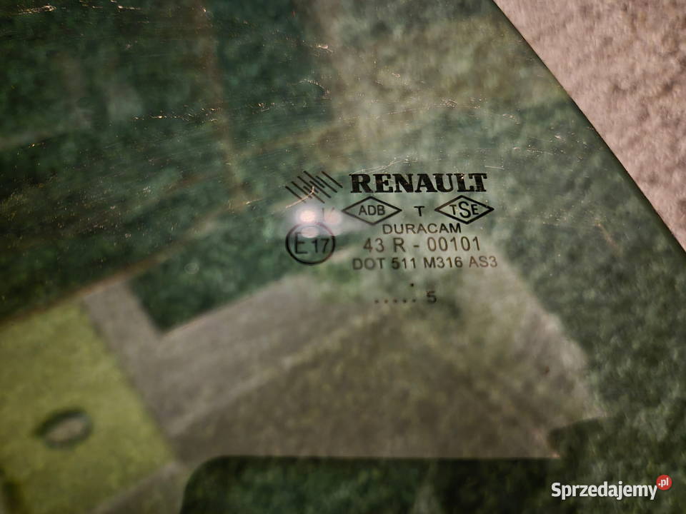 Renault Clio IV szyba boczna prawy tył szyba osobowe Bucze sprzedam
