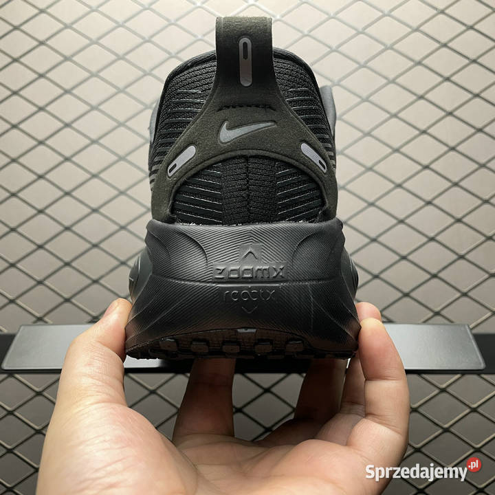 Buty do biegania NIKE VOMERO 18 w rozmiarze 3646 mazowieckie Warszawa sprzedam