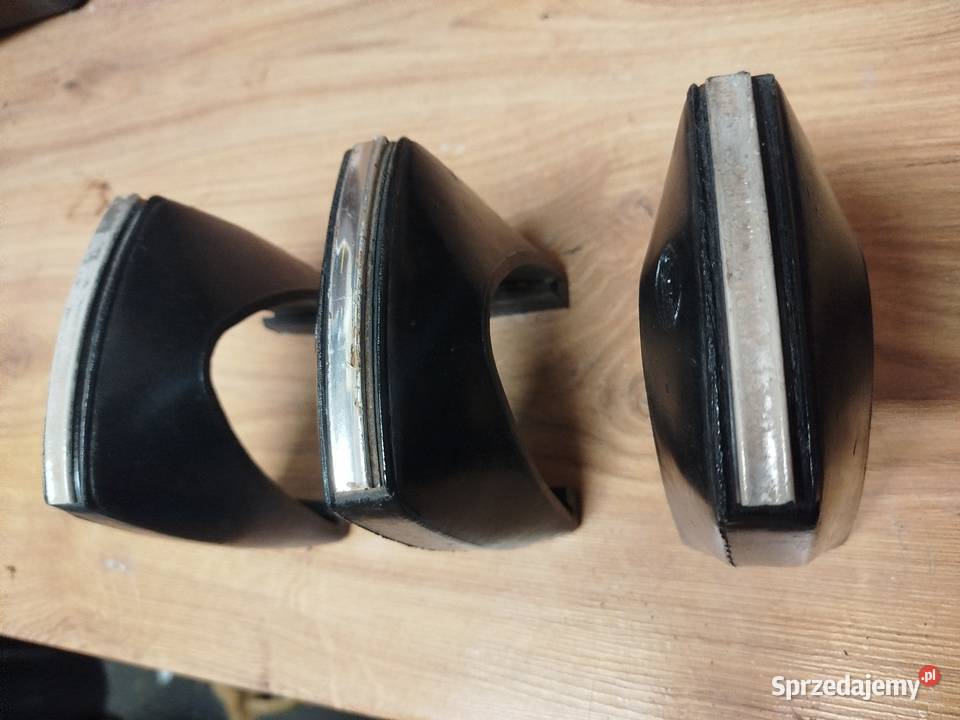 Kły zderzaka Trabant starszy typ osobowe Świdnica