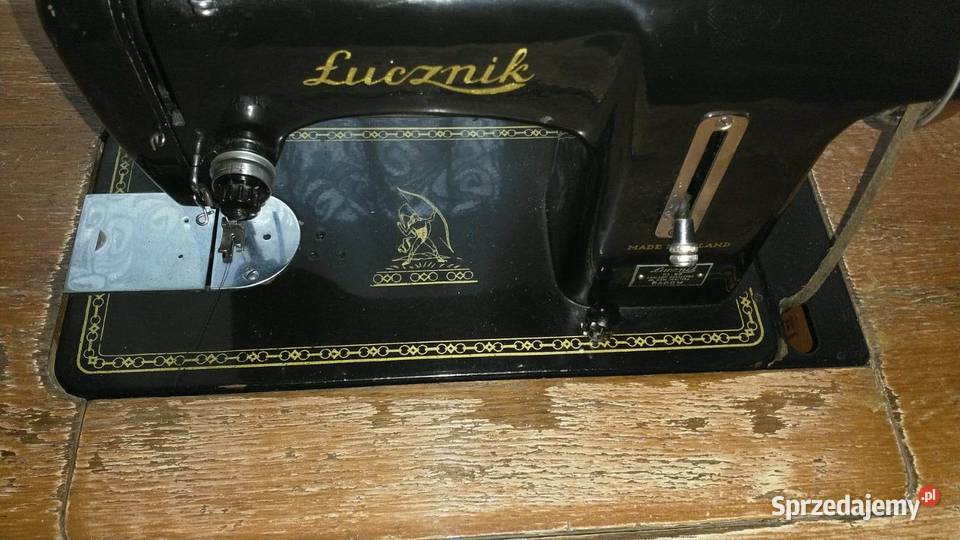 Maszyna do szycia w szafce Łucznik KL90 antyk Leszno