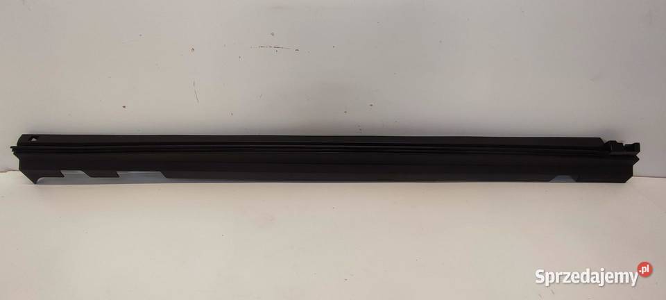 VOLVO XC40 LISTWA PROGOWA PRAWA 31448224 KTL sprzedam