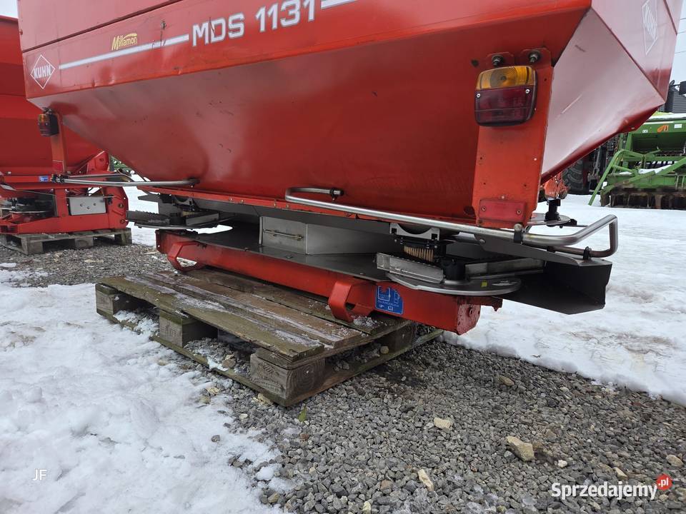Rozsiewacz KUHN MDS 1131 w Ładnym Stanie Duży nieuszkodzony Gąsewo