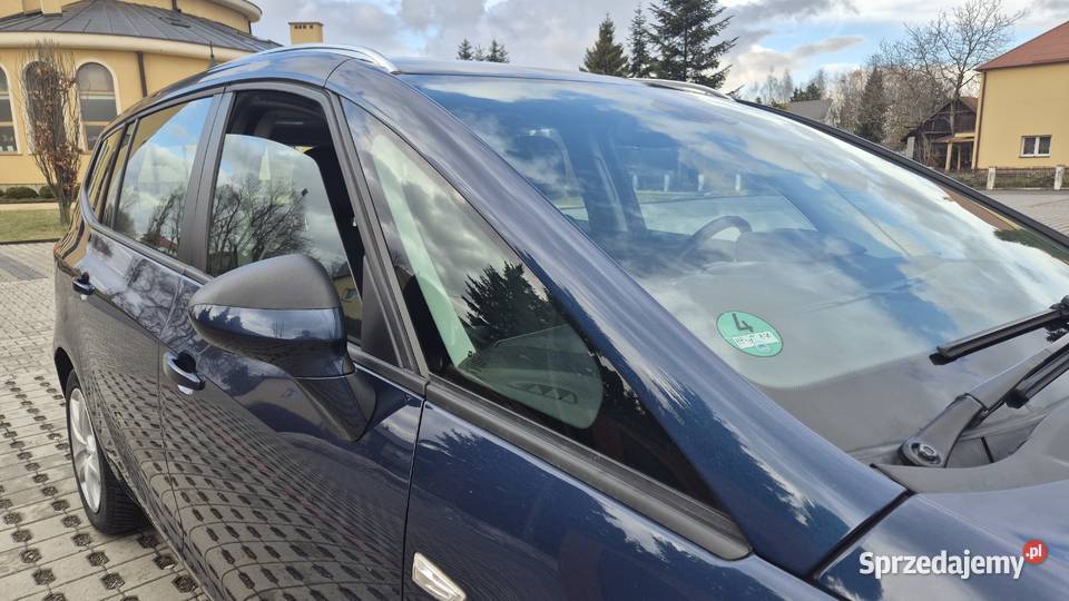 ZAFIRA 14 140 7 OSOBOWA OPŁACONA Rzeszów